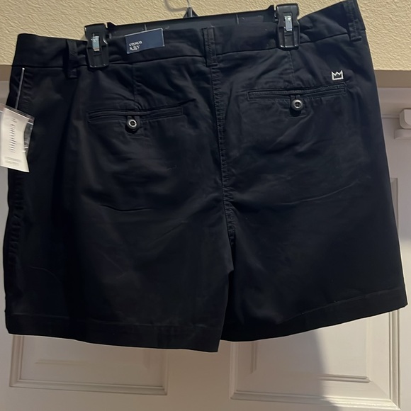 NWT Size 16 shorts - Picture 2 of 6